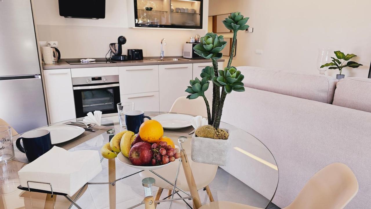 Nogalera Quintessence Apartment With Private Parking By Namaste Elite Torremolinos Dış mekan fotoğraf