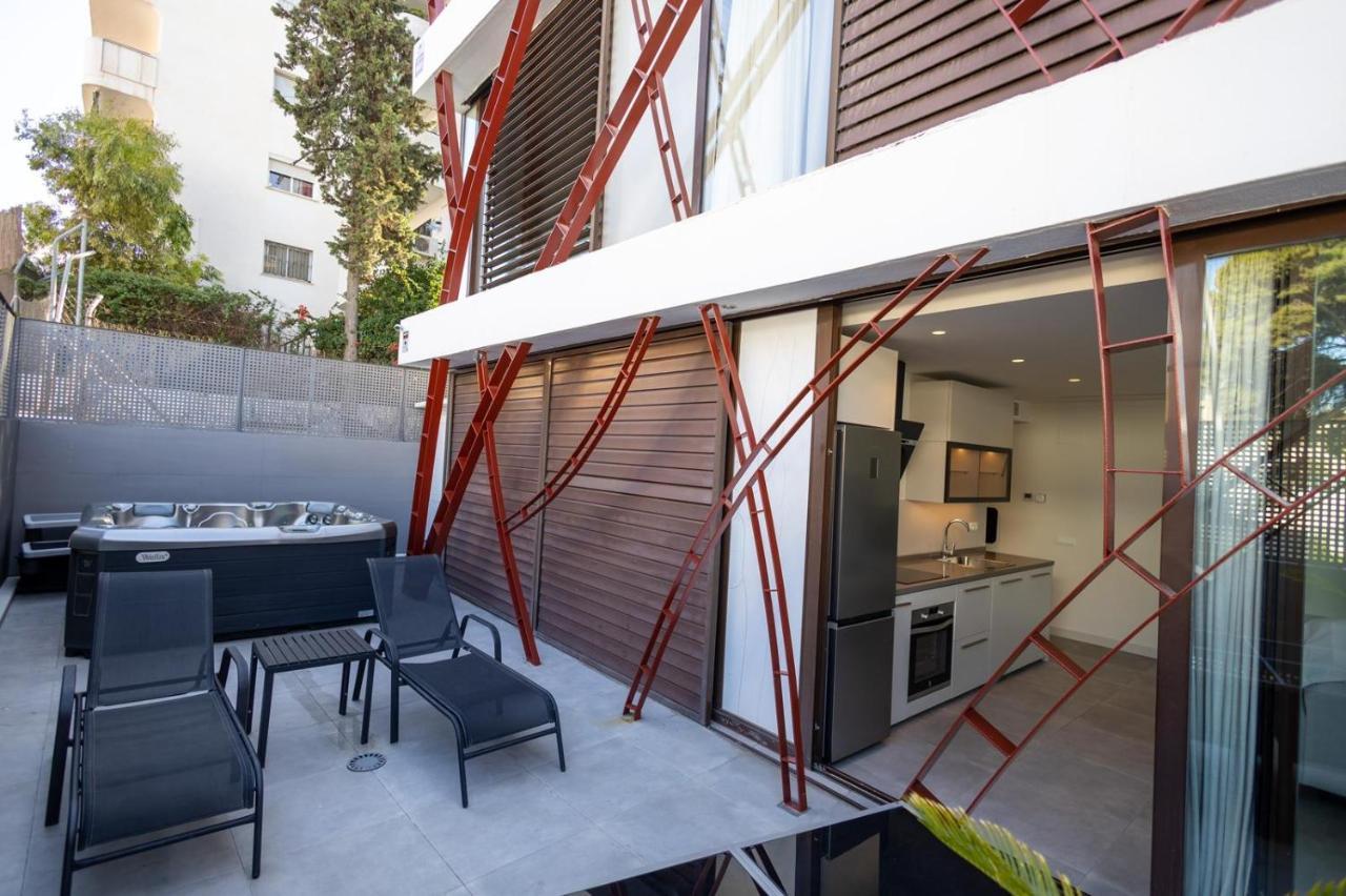 Nogalera Quintessence Apartment With Private Parking By Namaste Elite Torremolinos Dış mekan fotoğraf