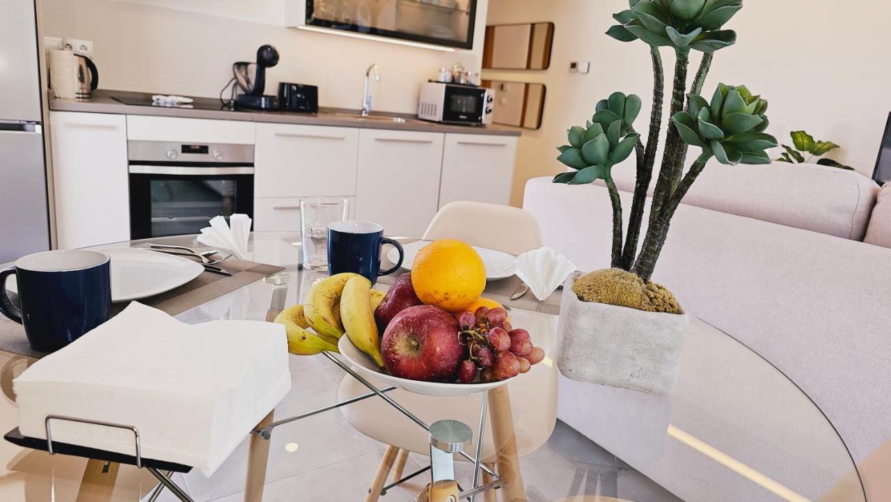 Nogalera Quintessence Apartment With Private Parking By Namaste Elite Torremolinos Dış mekan fotoğraf